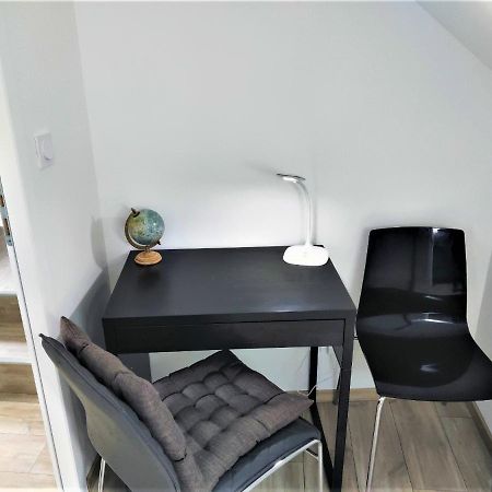 Appartement T3 "Yuca" Hyper Centre D'Ernée Eksteriør bilde