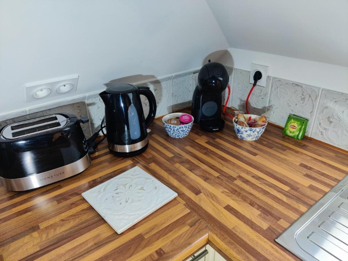 Appartement T3 "Yuca" Hyper Centre D'Ernée Eksteriør bilde
