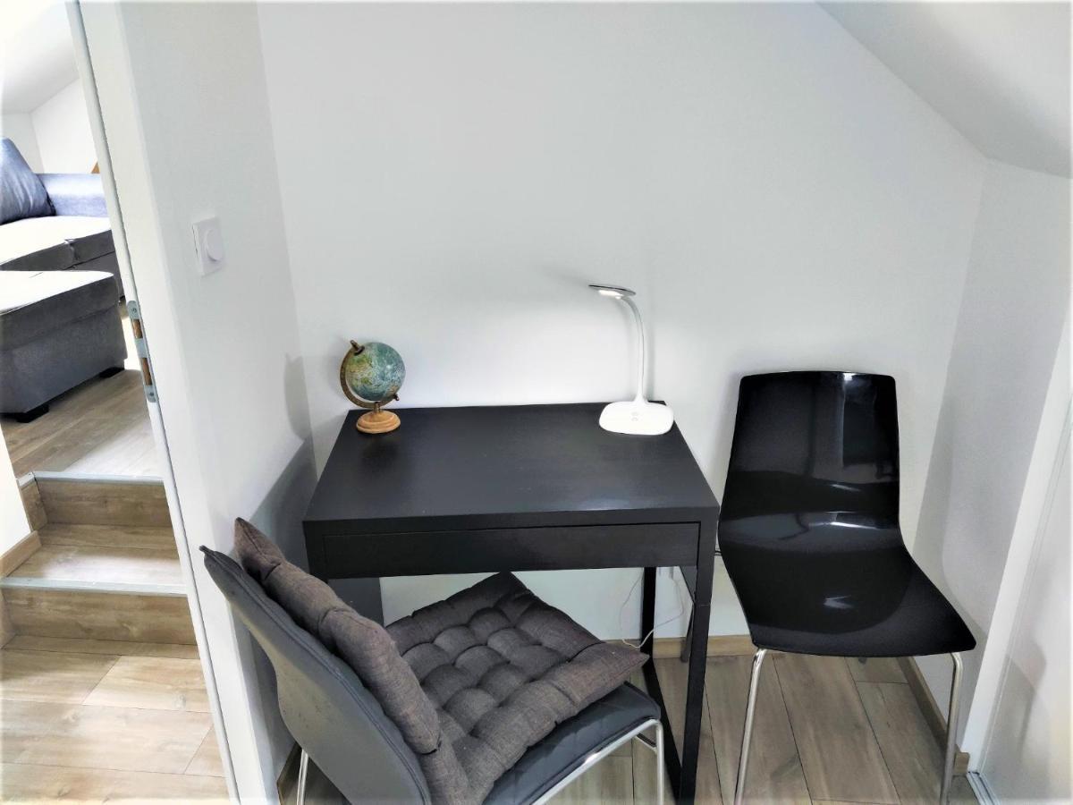 Appartement T3 "Yuca" Hyper Centre D'Ernée Eksteriør bilde